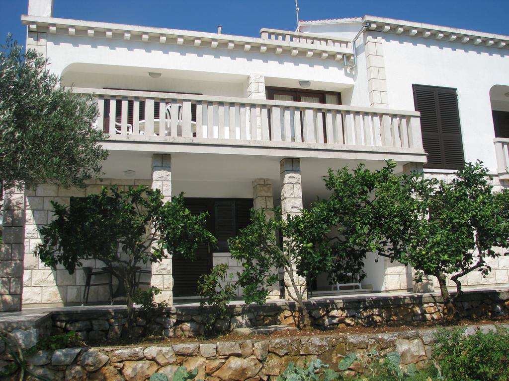 Apartments Blanka Zrnovo Exterior foto