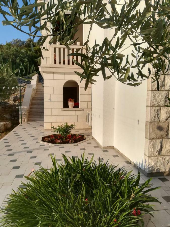 Apartments Blanka Zrnovo Exterior foto